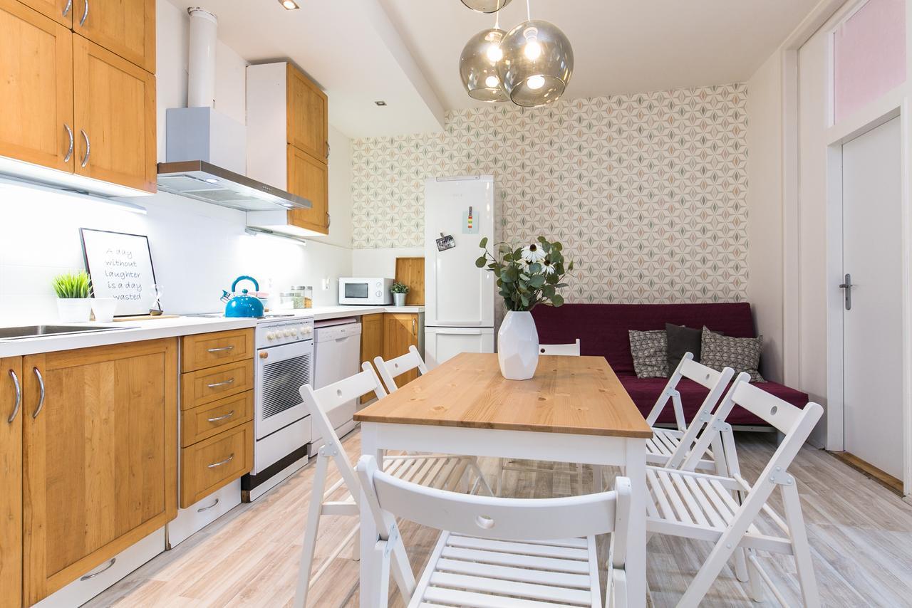 פראג Apartments Ve Smeckach 27 מראה חיצוני תמונה