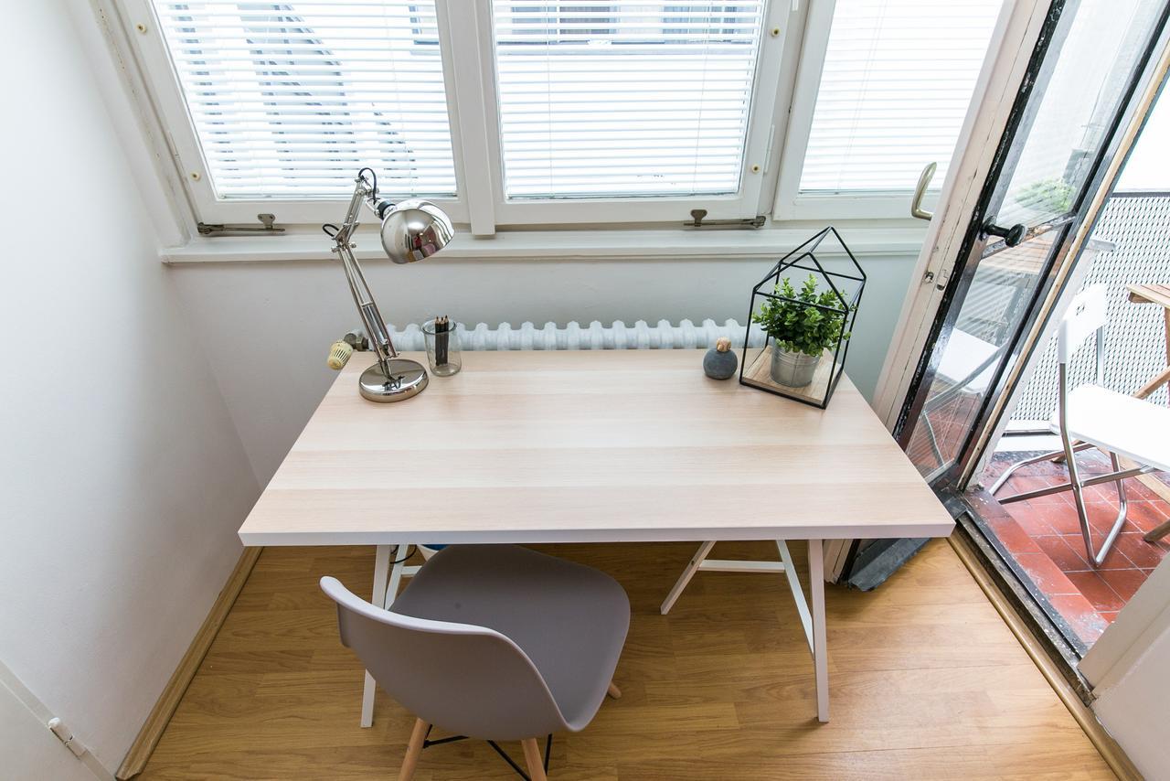 פראג Apartments Ve Smeckach 27 מראה חיצוני תמונה
